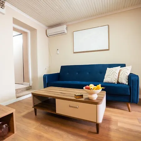 Dukley Family Near Center Apartament *